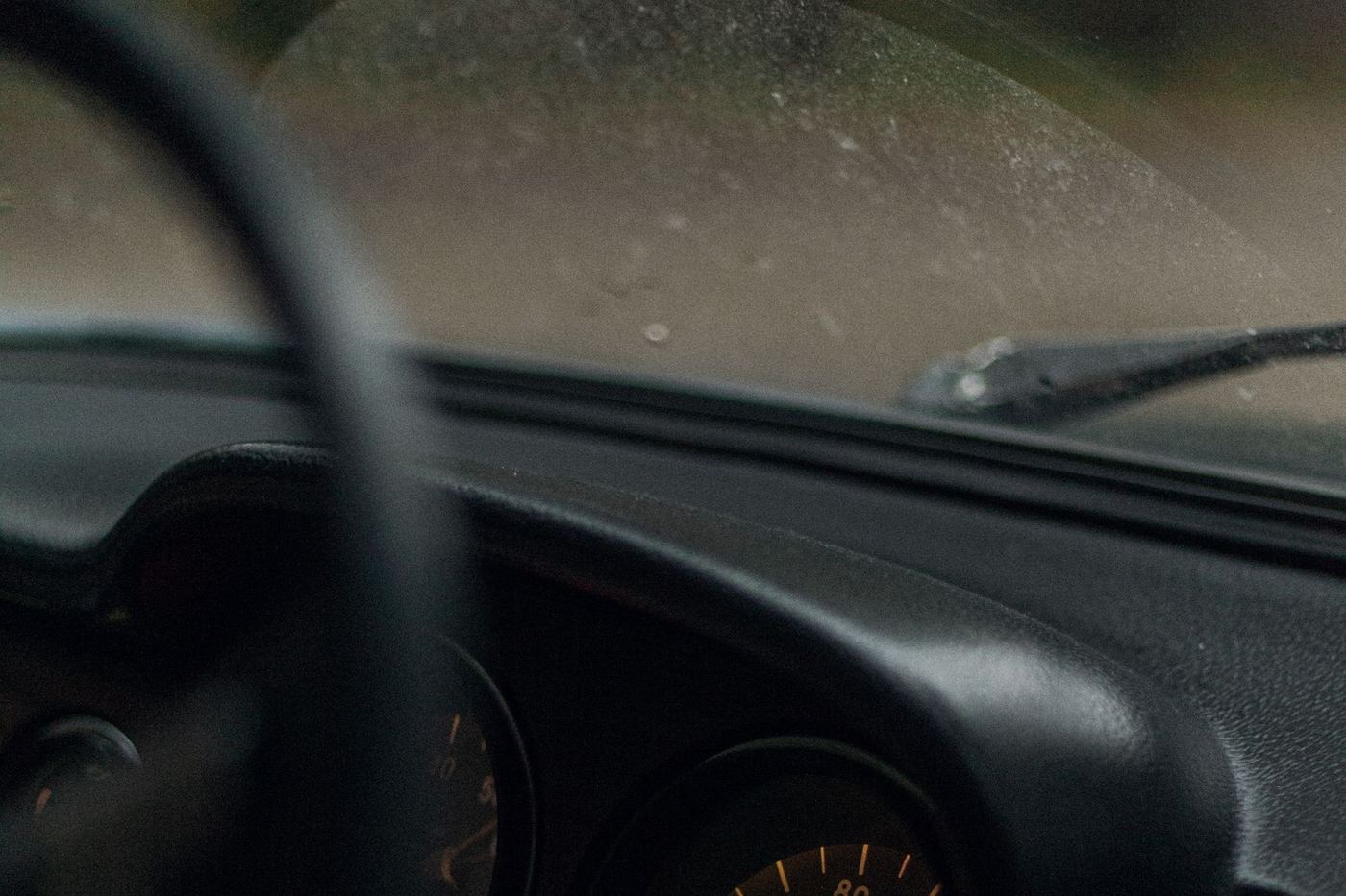 Compteur kilometrique d'une voiture ancienne