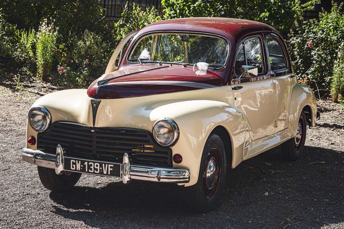 Peugeot 203 conservée dans son état d'origine