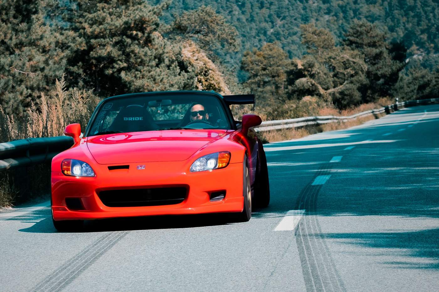 Honda S2000 : histoire, moteur F20C, versions, prix et guide d’achat