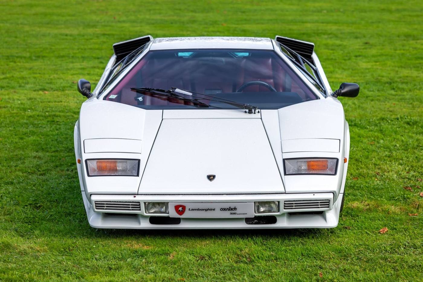 Lamborghini Countach : versions, production et retour en LPI 800-4