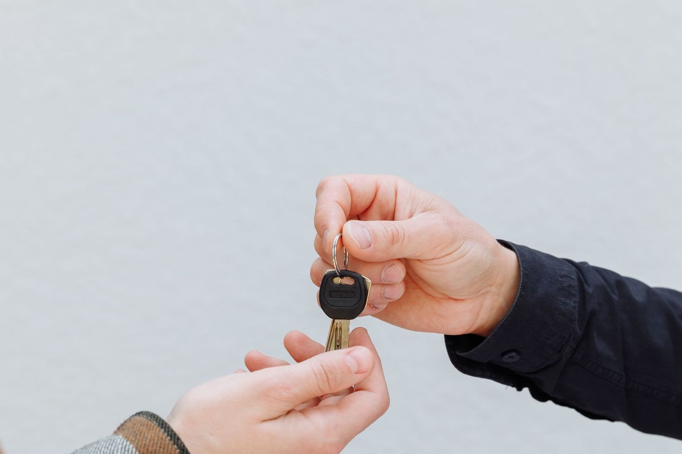 Location de voiture entre particuliers : prix, assurance et conditions