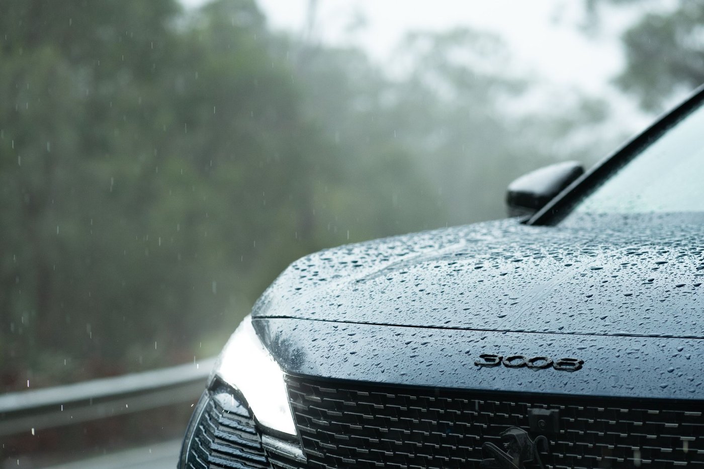 Peugeot e-3008 électrique : autonomie, prix et versions