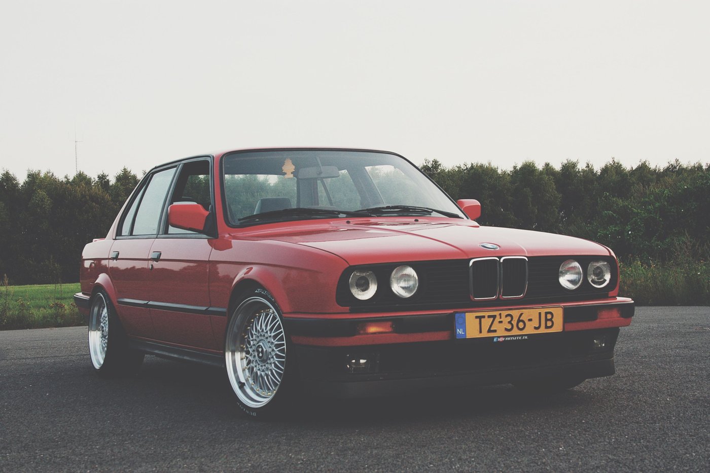 BMW E30 : versions, moteurs, cote et points faibles